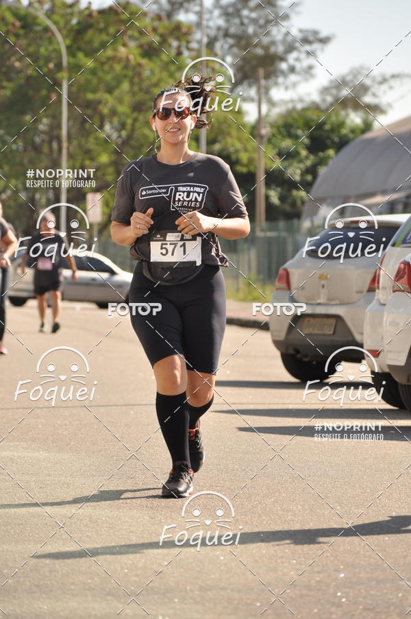 Buy your photos of the eventSantander Track&Field  Run Series - Shopping Vitria on Fotop