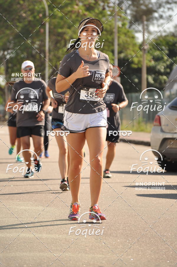Buy your photos of the eventSantander Track&Field  Run Series - Shopping Vitria on Fotop