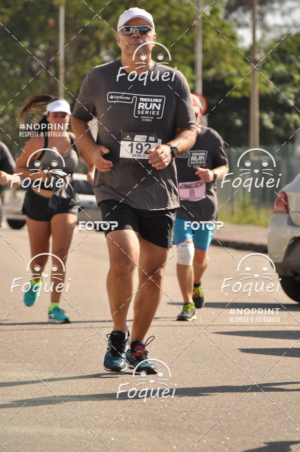 Buy your photos of the eventSantander Track&Field  Run Series - Shopping Vitria on Fotop