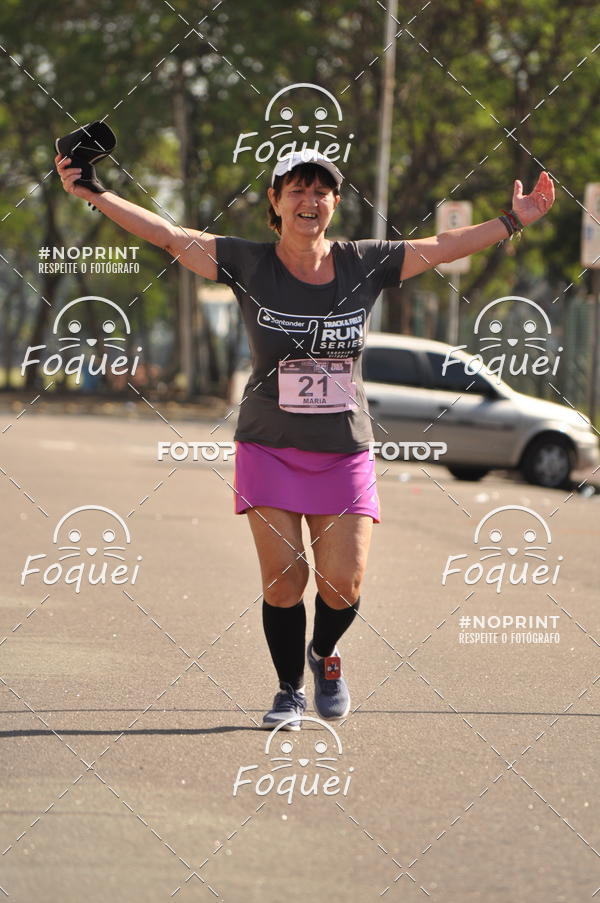 Buy your photos of the eventSantander Track&Field  Run Series - Shopping Vitria on Fotop