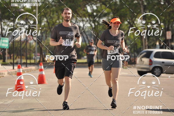 Buy your photos of the eventSantander Track&Field  Run Series - Shopping Vitria on Fotop