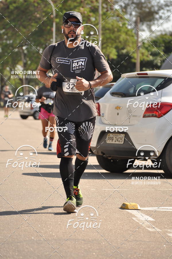 Buy your photos of the eventSantander Track&Field  Run Series - Shopping Vitria on Fotop