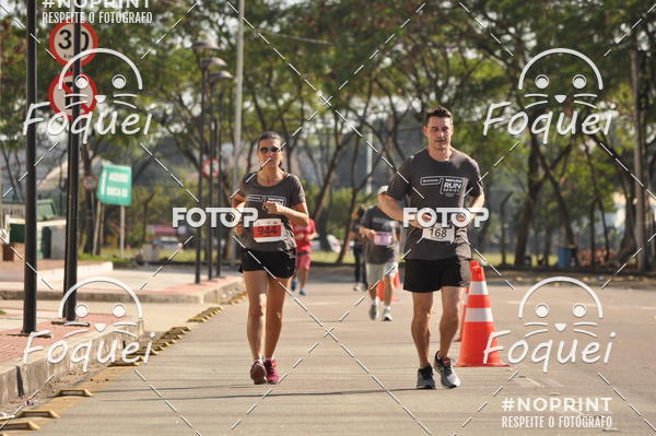 Buy your photos of the eventSantander Track&Field  Run Series - Shopping Vitria on Fotop