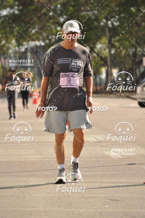 Buy your photos of the eventSantander Track&Field  Run Series - Shopping Vitria on Fotop