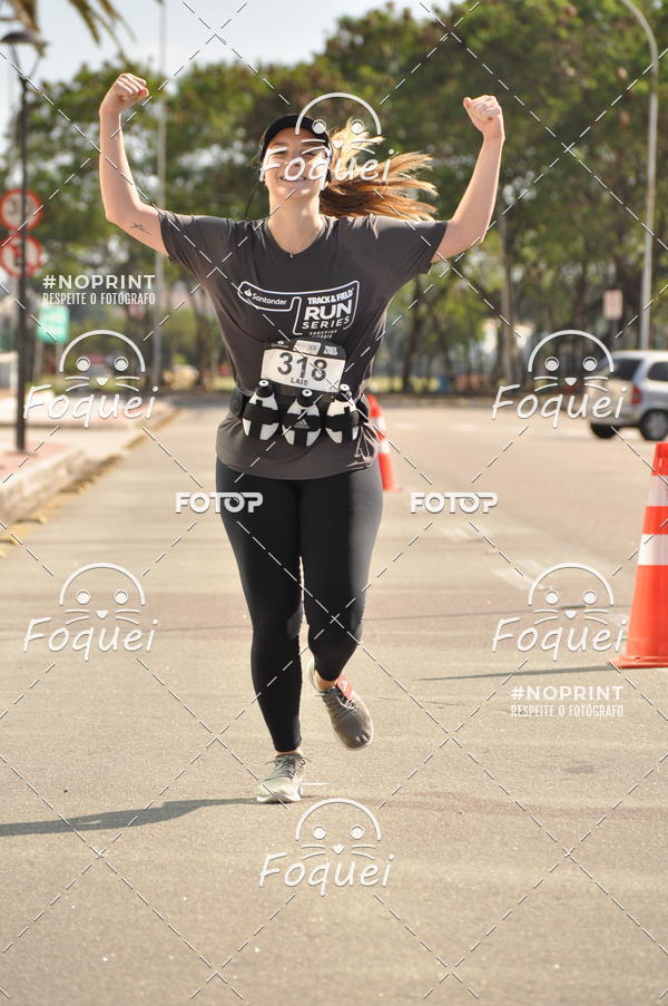 Buy your photos of the eventSantander Track&Field  Run Series - Shopping Vitria on Fotop