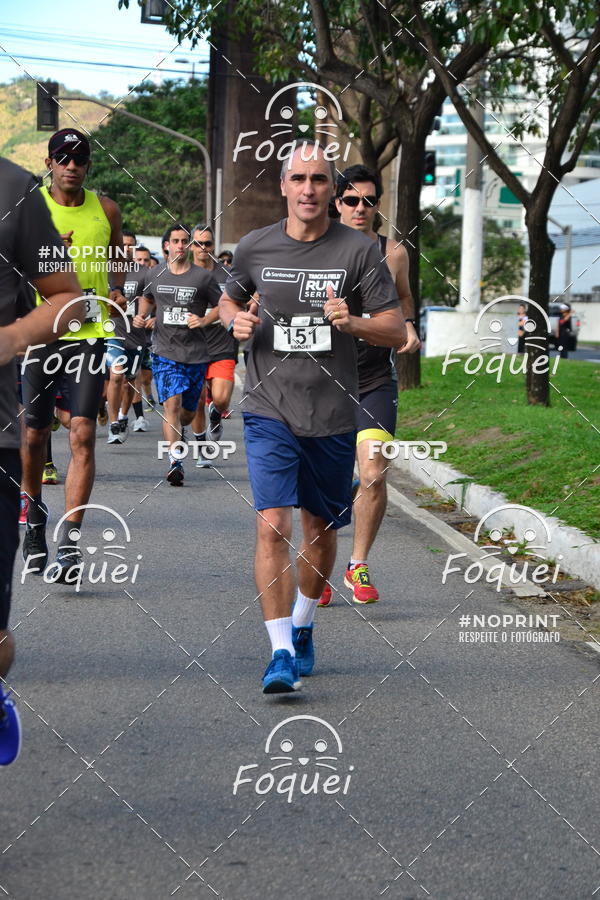 Buy your photos of the eventSantander Track&Field  Run Series - Shopping Vitria on Fotop
