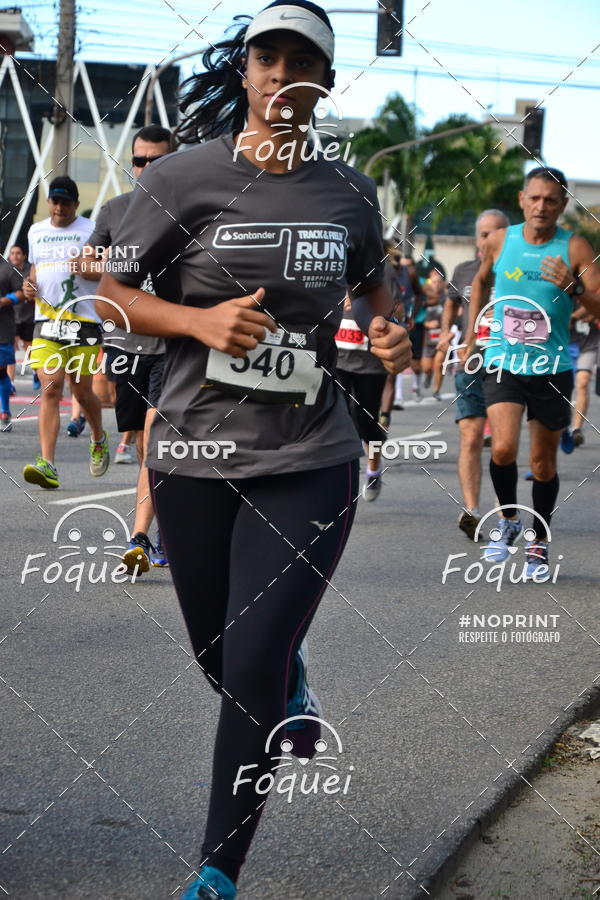 Buy your photos of the eventSantander Track&Field  Run Series - Shopping Vitria on Fotop