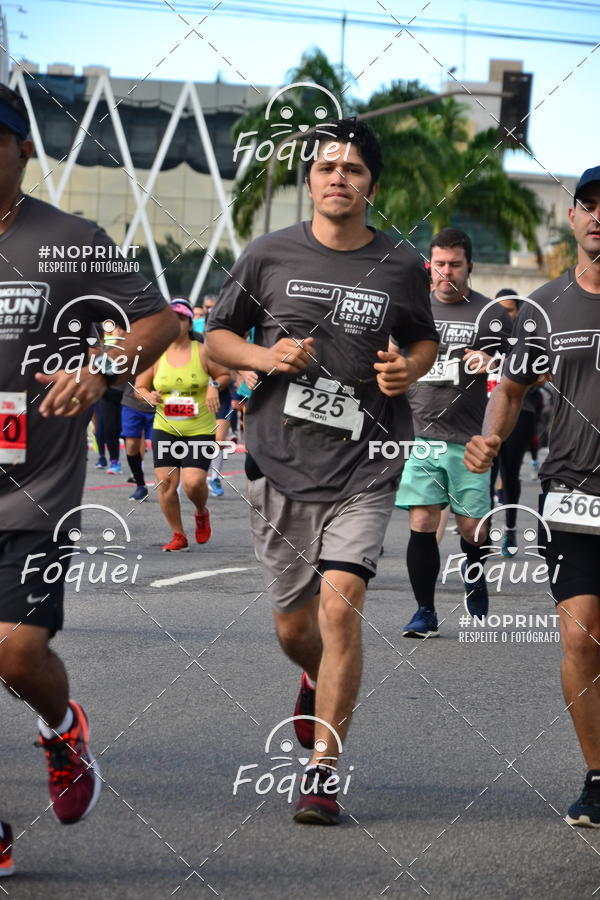 Buy your photos of the eventSantander Track&Field  Run Series - Shopping Vitria on Fotop
