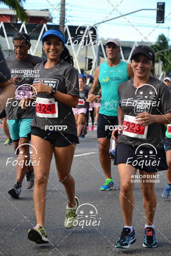 Buy your photos of the eventSantander Track&Field  Run Series - Shopping Vitria on Fotop