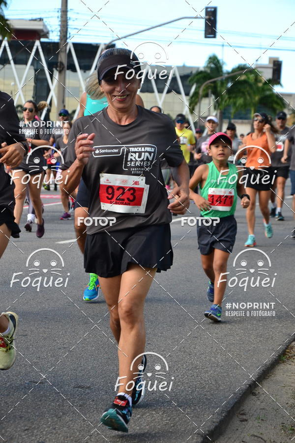 Buy your photos of the eventSantander Track&Field  Run Series - Shopping Vitria on Fotop