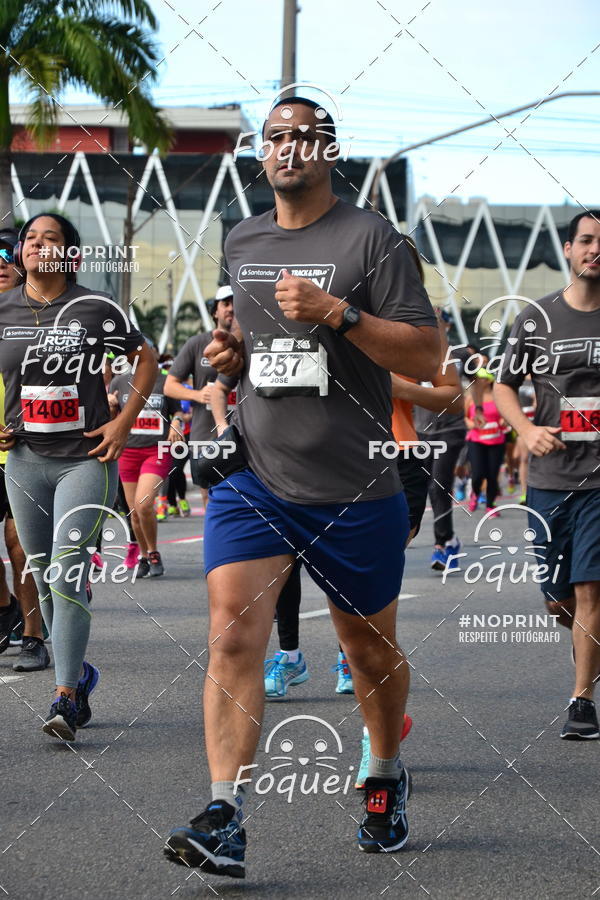 Buy your photos of the eventSantander Track&Field  Run Series - Shopping Vitria on Fotop