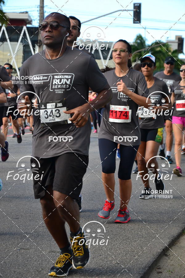 Buy your photos of the eventSantander Track&Field  Run Series - Shopping Vitria on Fotop