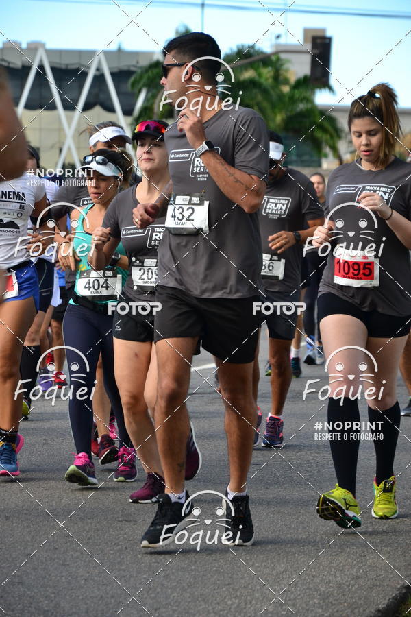 Buy your photos of the eventSantander Track&Field  Run Series - Shopping Vitria on Fotop