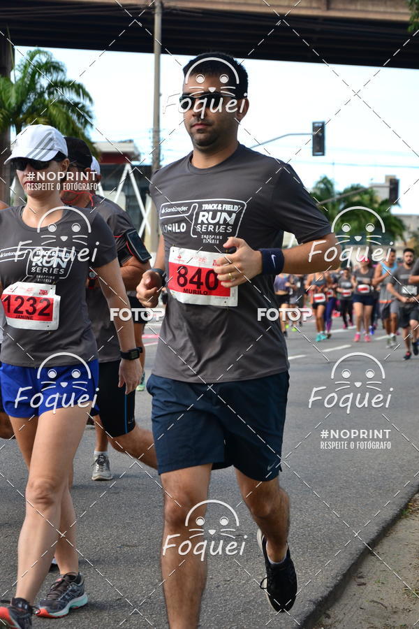 Buy your photos of the eventSantander Track&Field  Run Series - Shopping Vitria on Fotop