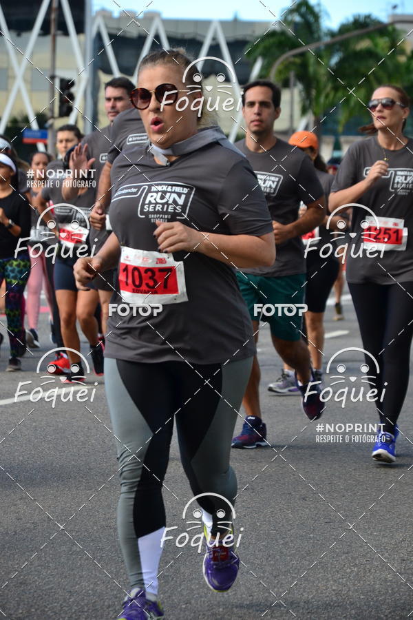 Buy your photos of the eventSantander Track&Field  Run Series - Shopping Vitria on Fotop