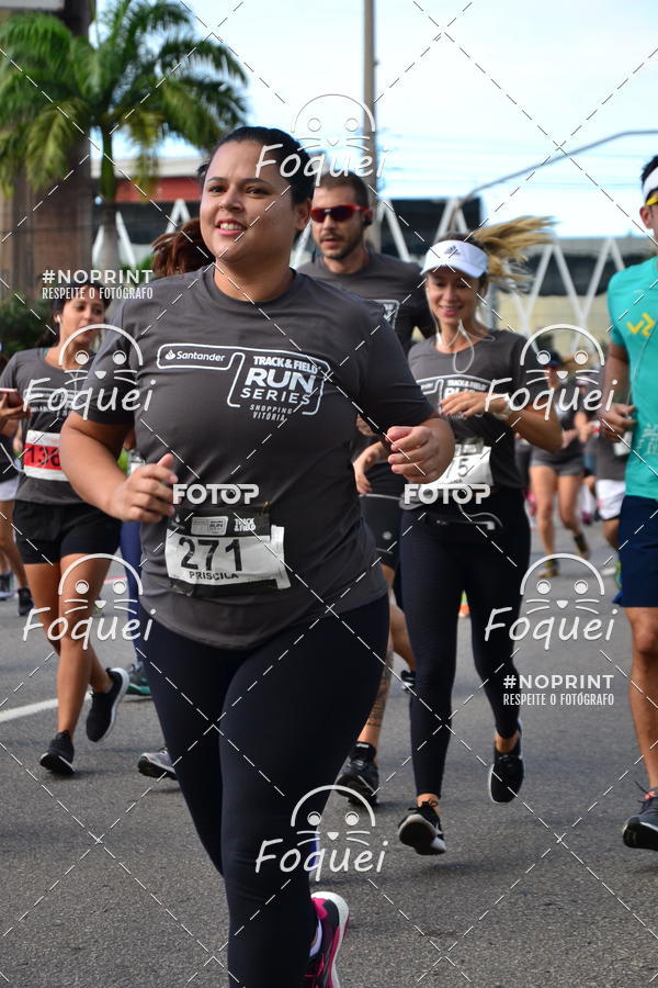 Buy your photos of the eventSantander Track&Field  Run Series - Shopping Vitria on Fotop