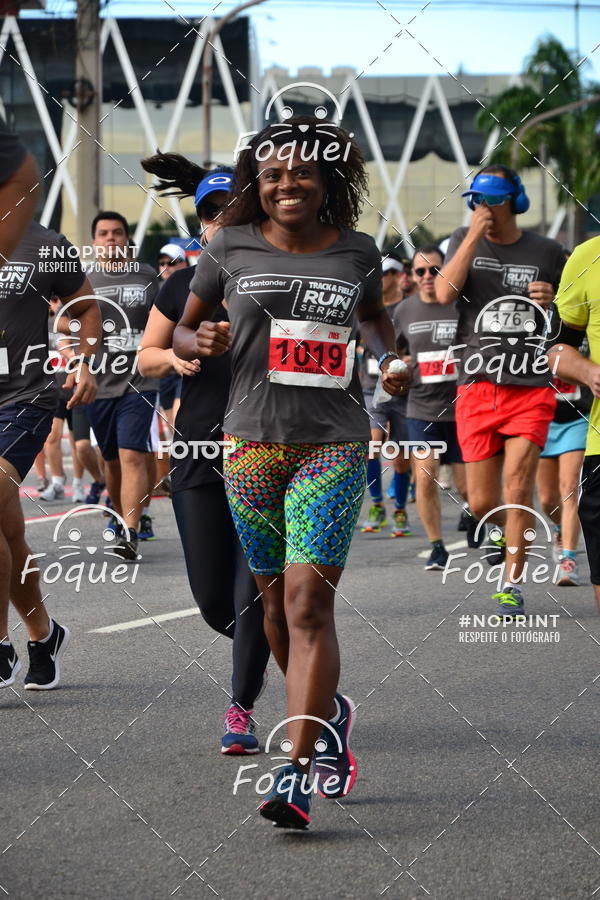 Buy your photos of the eventSantander Track&Field  Run Series - Shopping Vitria on Fotop