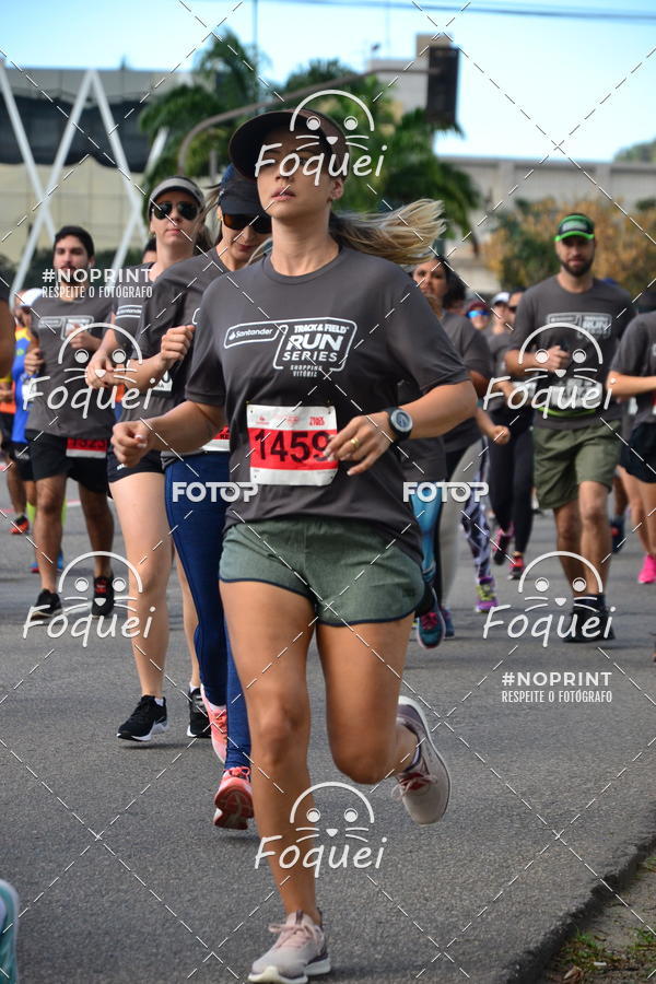 Buy your photos of the eventSantander Track&Field  Run Series - Shopping Vitria on Fotop