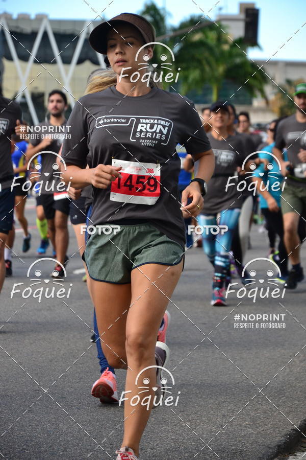 Buy your photos of the eventSantander Track&Field  Run Series - Shopping Vitria on Fotop