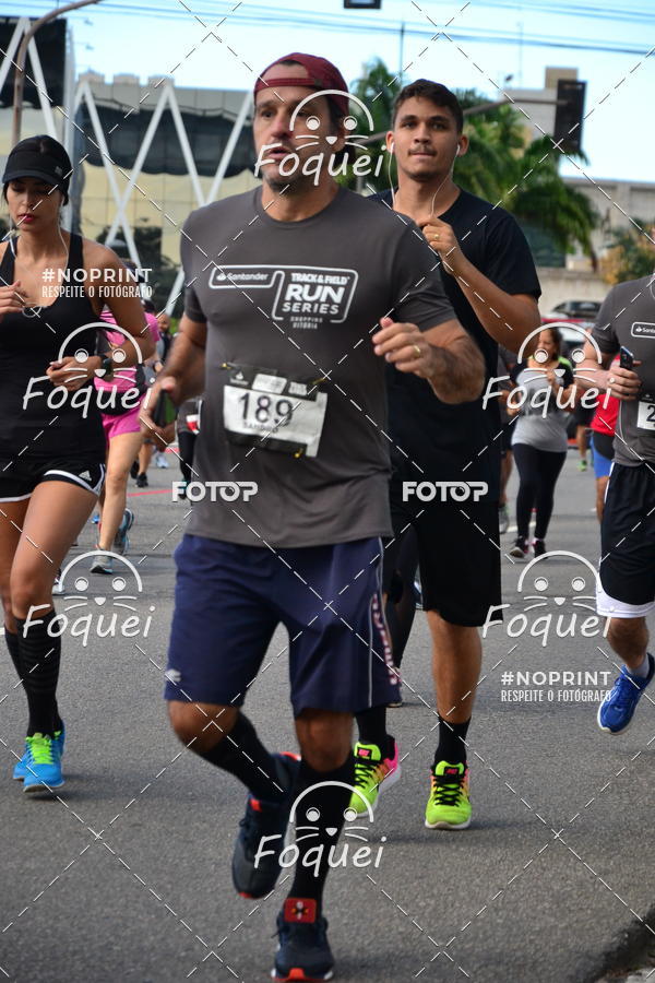 Buy your photos of the eventSantander Track&Field  Run Series - Shopping Vitria on Fotop