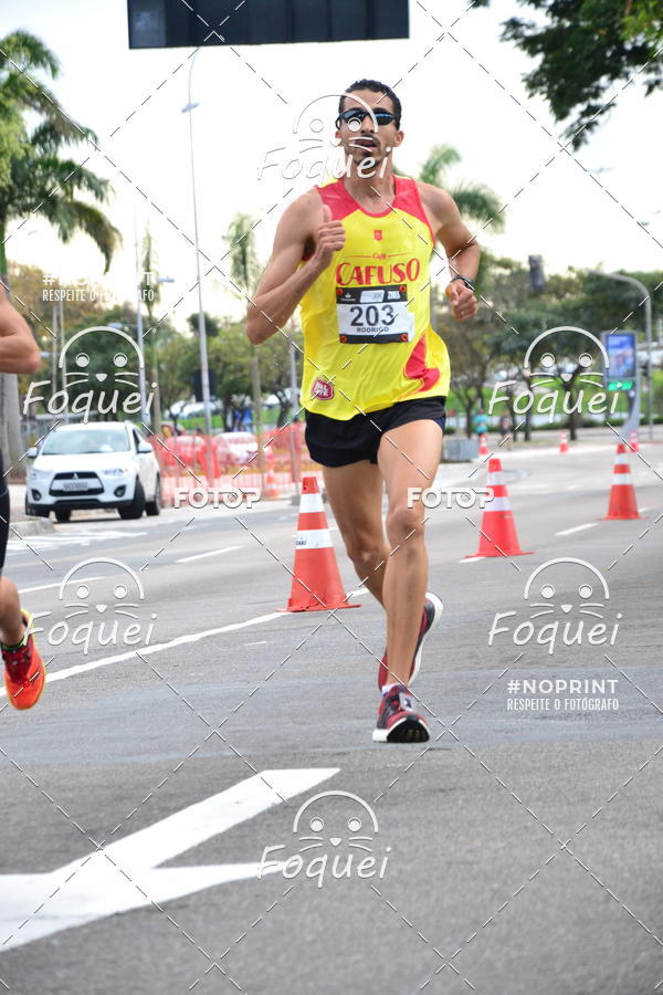 Buy your photos of the eventSantander Track&Field  Run Series - Shopping Vitria on Fotop