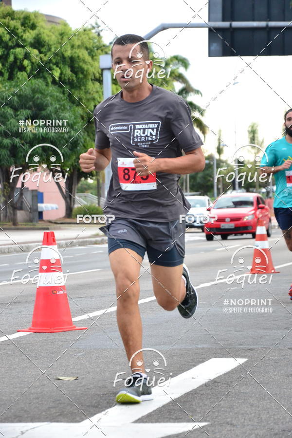 Buy your photos of the eventSantander Track&Field  Run Series - Shopping Vitria on Fotop