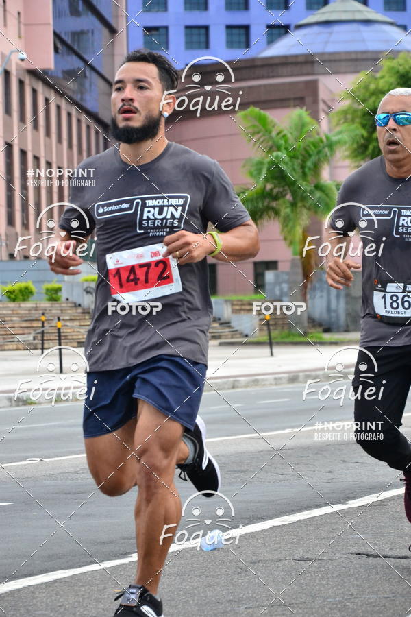 Buy your photos of the eventSantander Track&Field  Run Series - Shopping Vitria on Fotop