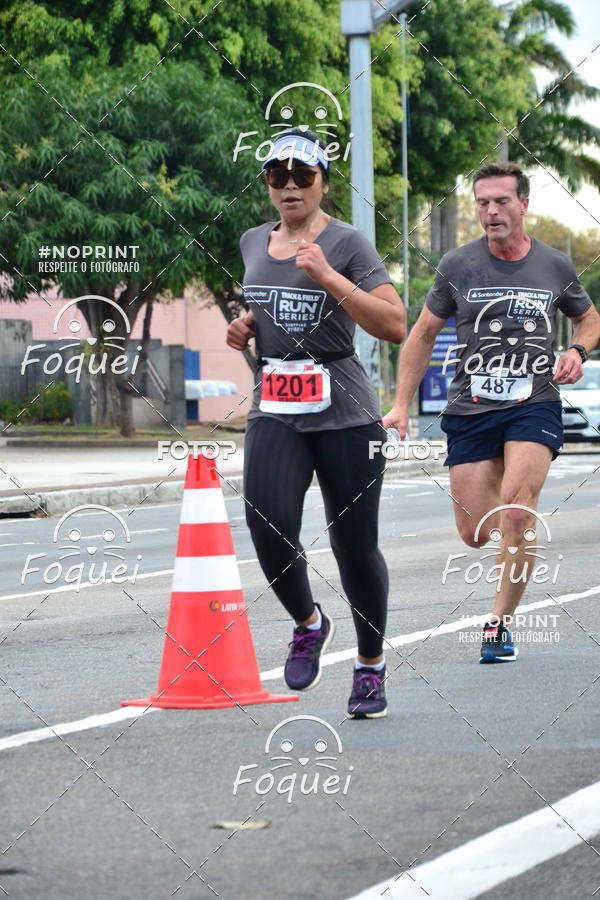 Buy your photos of the eventSantander Track&Field  Run Series - Shopping Vitria on Fotop