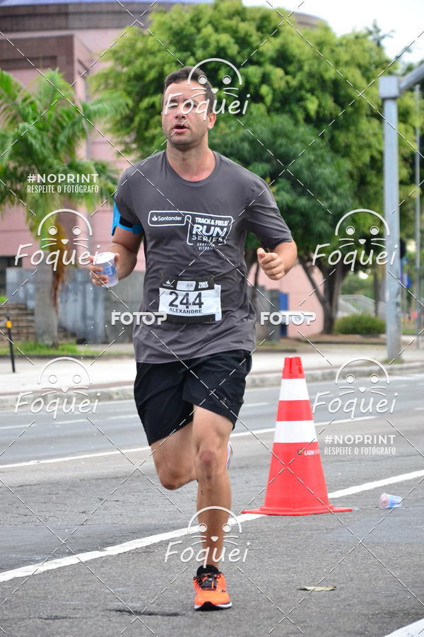 Buy your photos of the eventSantander Track&Field  Run Series - Shopping Vitria on Fotop