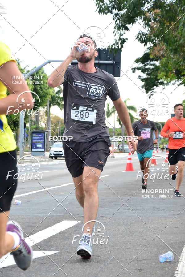 Buy your photos of the eventSantander Track&Field  Run Series - Shopping Vitria on Fotop