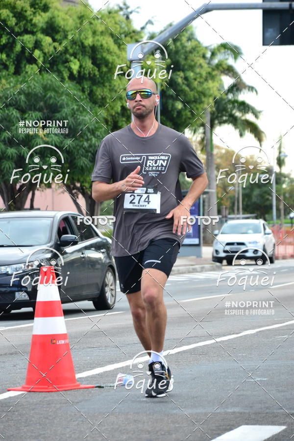 Buy your photos of the eventSantander Track&Field  Run Series - Shopping Vitria on Fotop