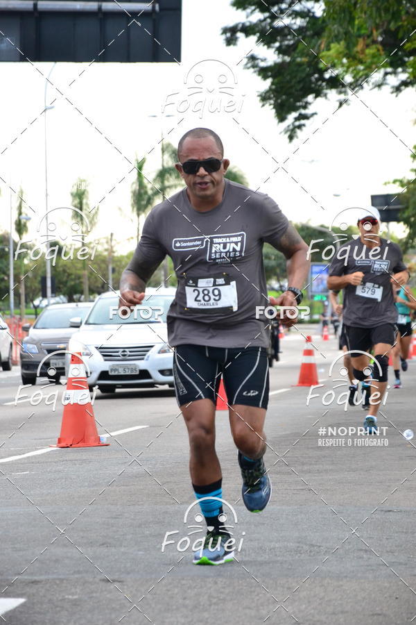 Buy your photos of the eventSantander Track&Field  Run Series - Shopping Vitria on Fotop