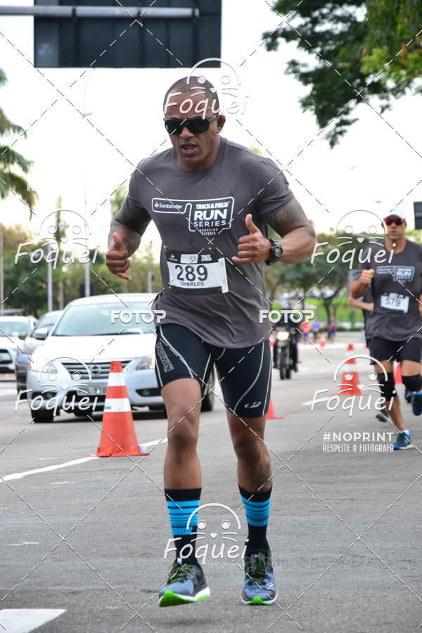 Buy your photos of the eventSantander Track&Field  Run Series - Shopping Vitria on Fotop