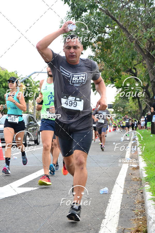 Buy your photos of the eventSantander Track&Field  Run Series - Shopping Vitria on Fotop