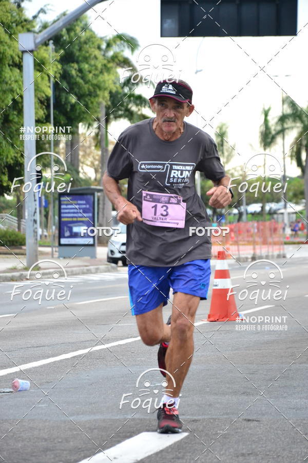Buy your photos of the eventSantander Track&Field  Run Series - Shopping Vitria on Fotop