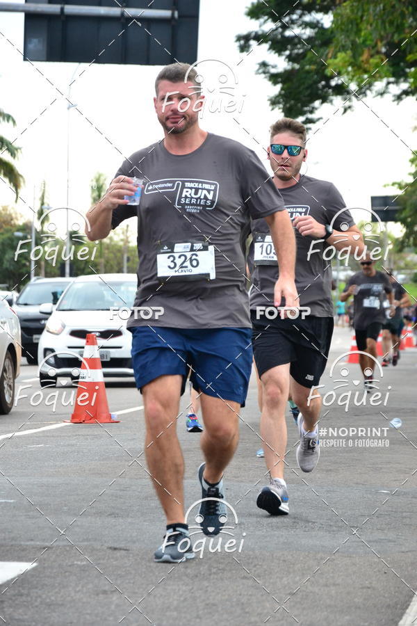 Buy your photos of the eventSantander Track&Field  Run Series - Shopping Vitria on Fotop