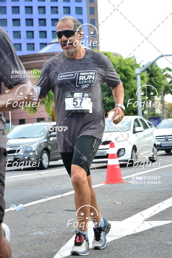 Buy your photos of the eventSantander Track&Field  Run Series - Shopping Vitria on Fotop