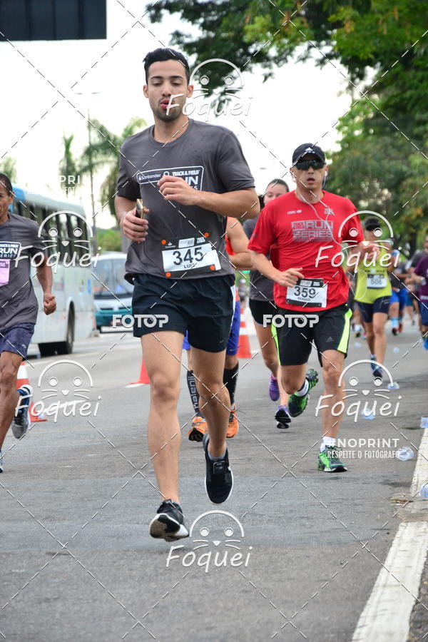 Buy your photos of the eventSantander Track&Field  Run Series - Shopping Vitria on Fotop