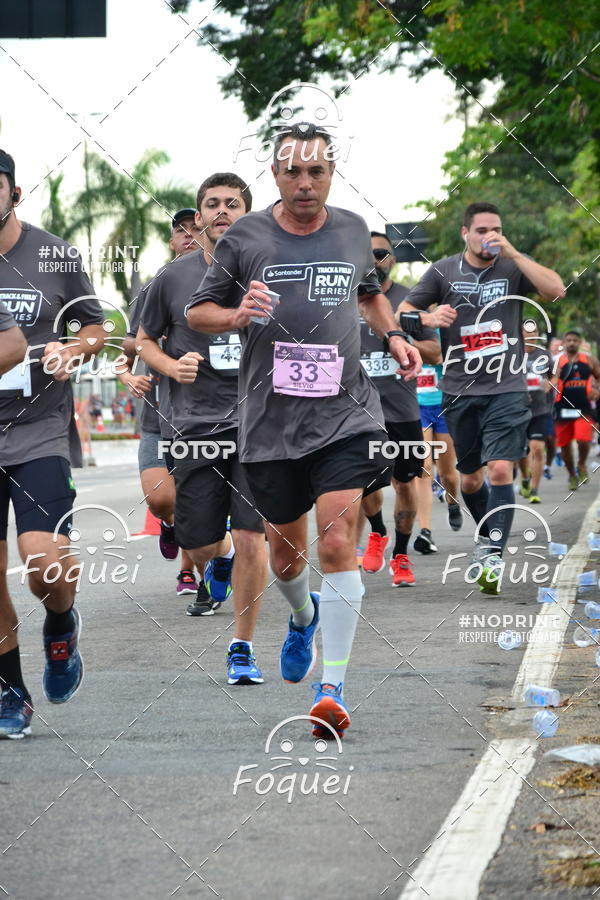 Buy your photos of the eventSantander Track&Field  Run Series - Shopping Vitria on Fotop