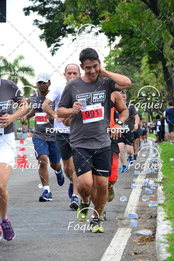 Buy your photos of the eventSantander Track&Field  Run Series - Shopping Vitria on Fotop