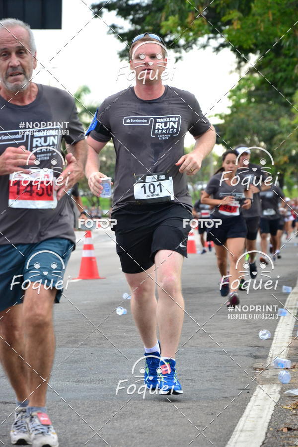 Buy your photos of the eventSantander Track&Field  Run Series - Shopping Vitria on Fotop