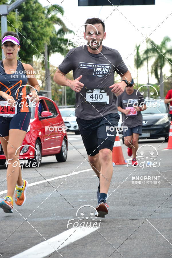 Buy your photos of the eventSantander Track&Field  Run Series - Shopping Vitria on Fotop