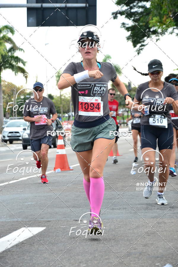 Buy your photos of the eventSantander Track&Field  Run Series - Shopping Vitria on Fotop