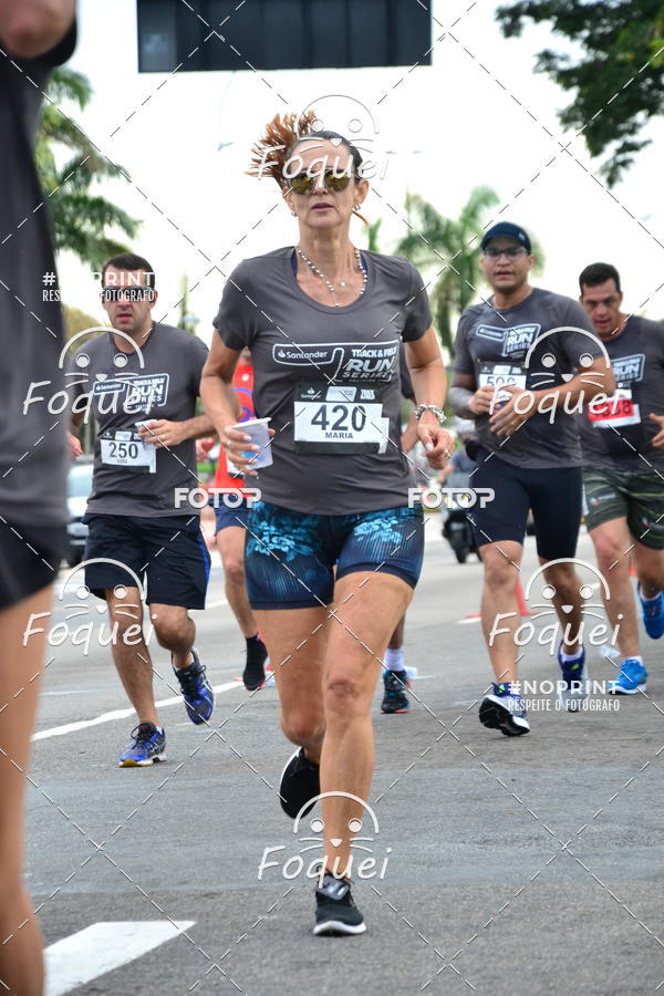 Buy your photos of the eventSantander Track&Field  Run Series - Shopping Vitria on Fotop