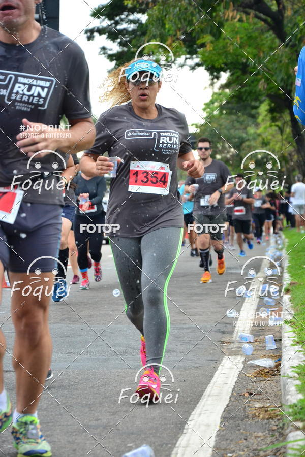 Buy your photos of the eventSantander Track&Field  Run Series - Shopping Vitria on Fotop