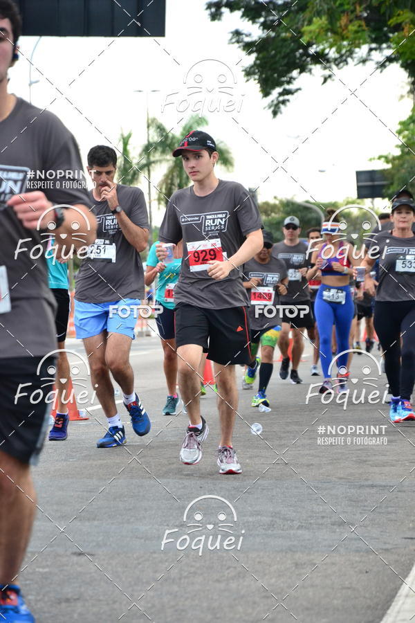 Buy your photos of the eventSantander Track&Field  Run Series - Shopping Vitria on Fotop