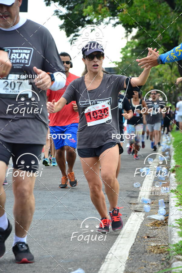 Buy your photos of the eventSantander Track&Field  Run Series - Shopping Vitria on Fotop