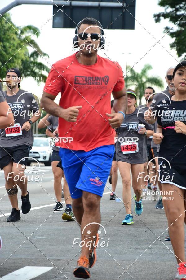 Buy your photos of the eventSantander Track&Field  Run Series - Shopping Vitria on Fotop