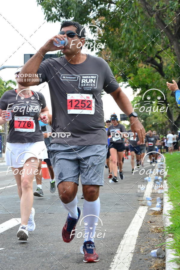 Buy your photos of the eventSantander Track&Field  Run Series - Shopping Vitria on Fotop