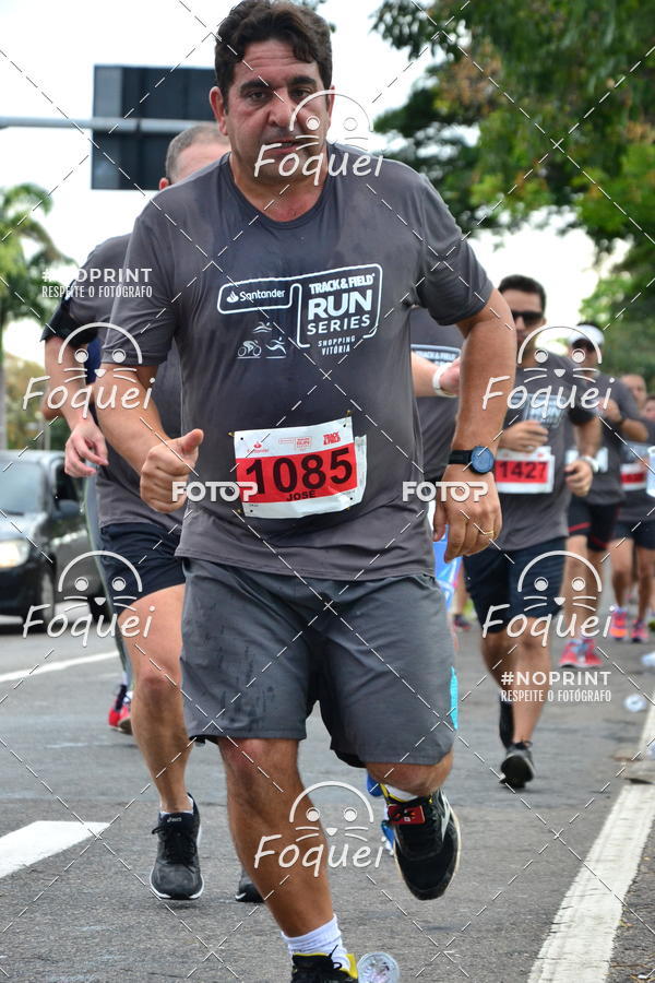 Buy your photos of the eventSantander Track&Field  Run Series - Shopping Vitria on Fotop